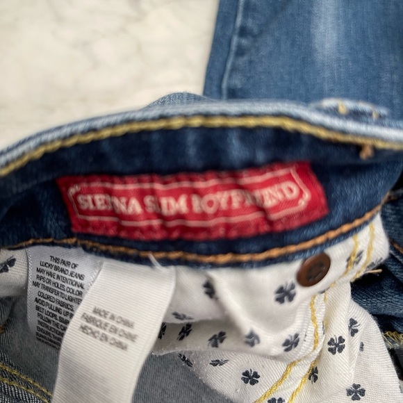 Lucky brand woman’s boyfriend jean - Picture 6 of 6